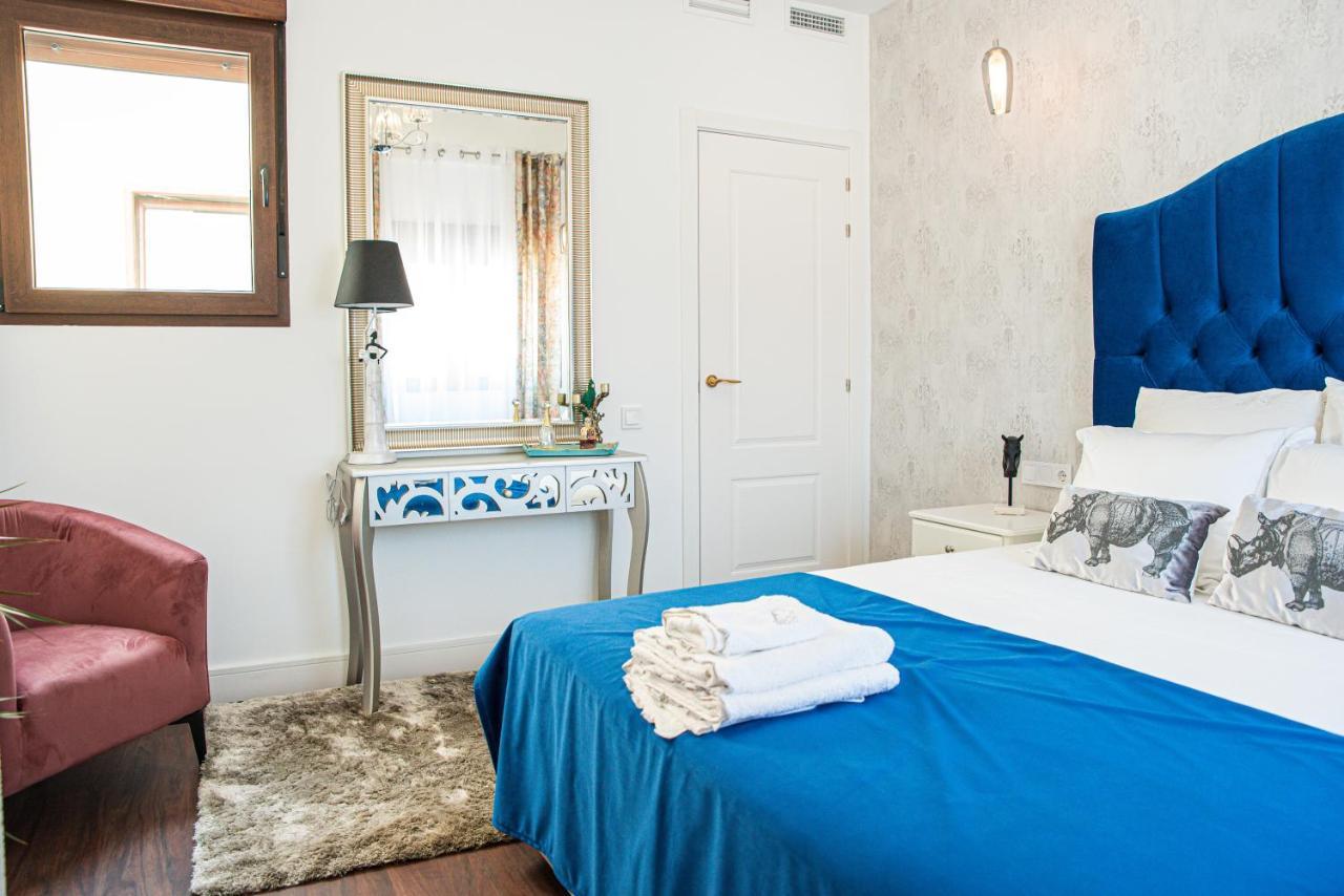 Laura Apartment Puerto Valencia Bagian luar foto