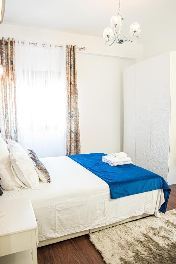 Laura Apartment Puerto Valencia Bagian luar foto